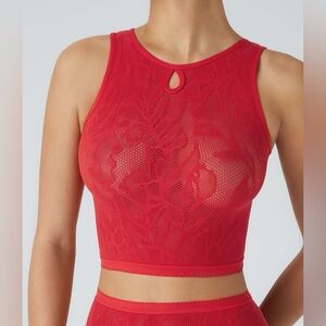 NWT HALARA OneForm Seamless Flow Cut Out Cropped Tank - Vibrant Red